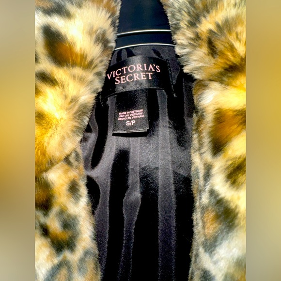 Victoria Secret Coat - Picture 2 of 4